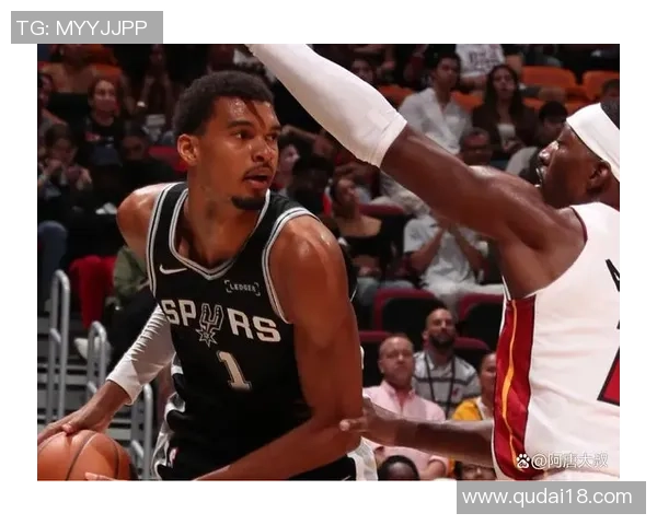 马刺勇士激战三月十九日精彩录像回顾与赛后分析