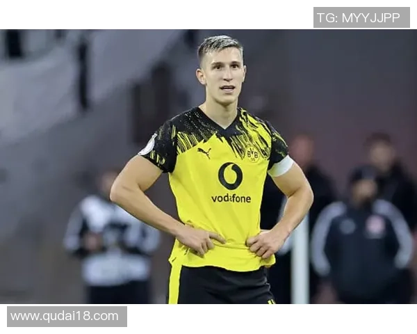 图片报:多特正在评论是否为施洛特贝克、阿德耶米加解约条款 图片报:多特正在评论是否为施洛特贝克、阿德耶米加解约条款